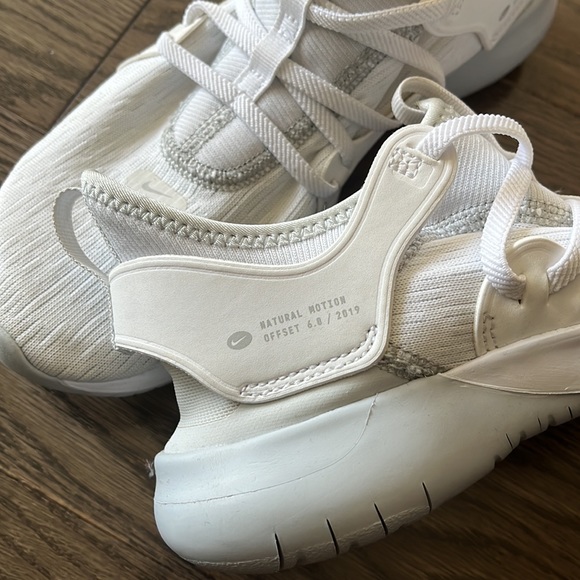 Nike Flex, size 7 - Picture 3 of 5